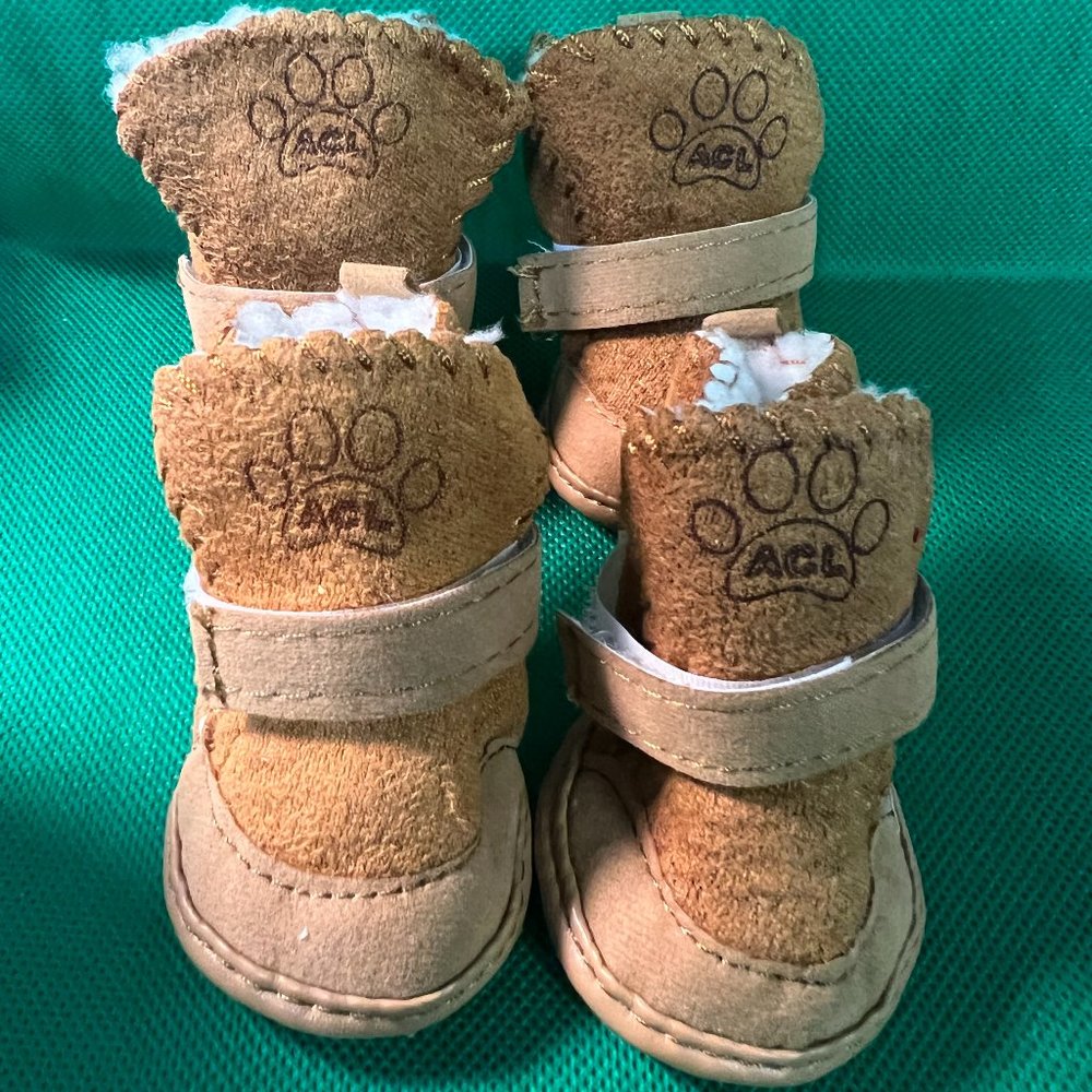 4 Pack ACL Dog Shoes Booties Winter Boots Faux Swede & Sheep's Wool SIZE 4